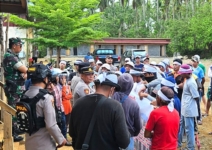 Dijaga Aparat Gabungan, Massa Aksi Petani Siuna ‘Pulang dengan Tenang’