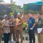 Dinas TPHP Banggai Mulai Distribusi Bantuan Bibit Durian Musang King